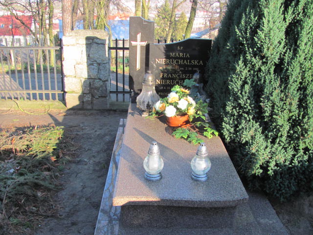 Grób Franciszek Nieruchalski 