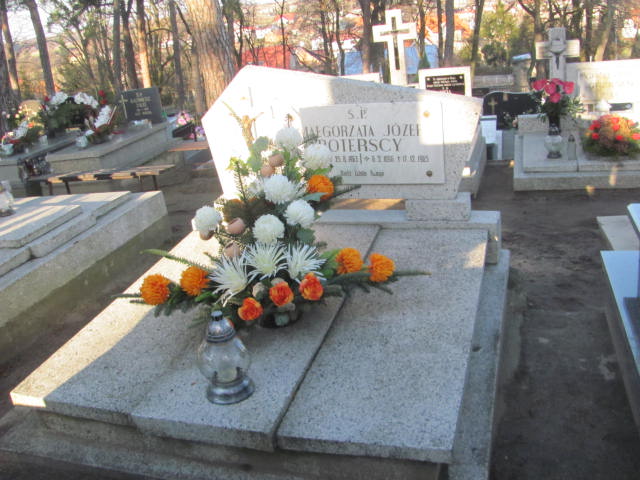Grób Józef Poterski