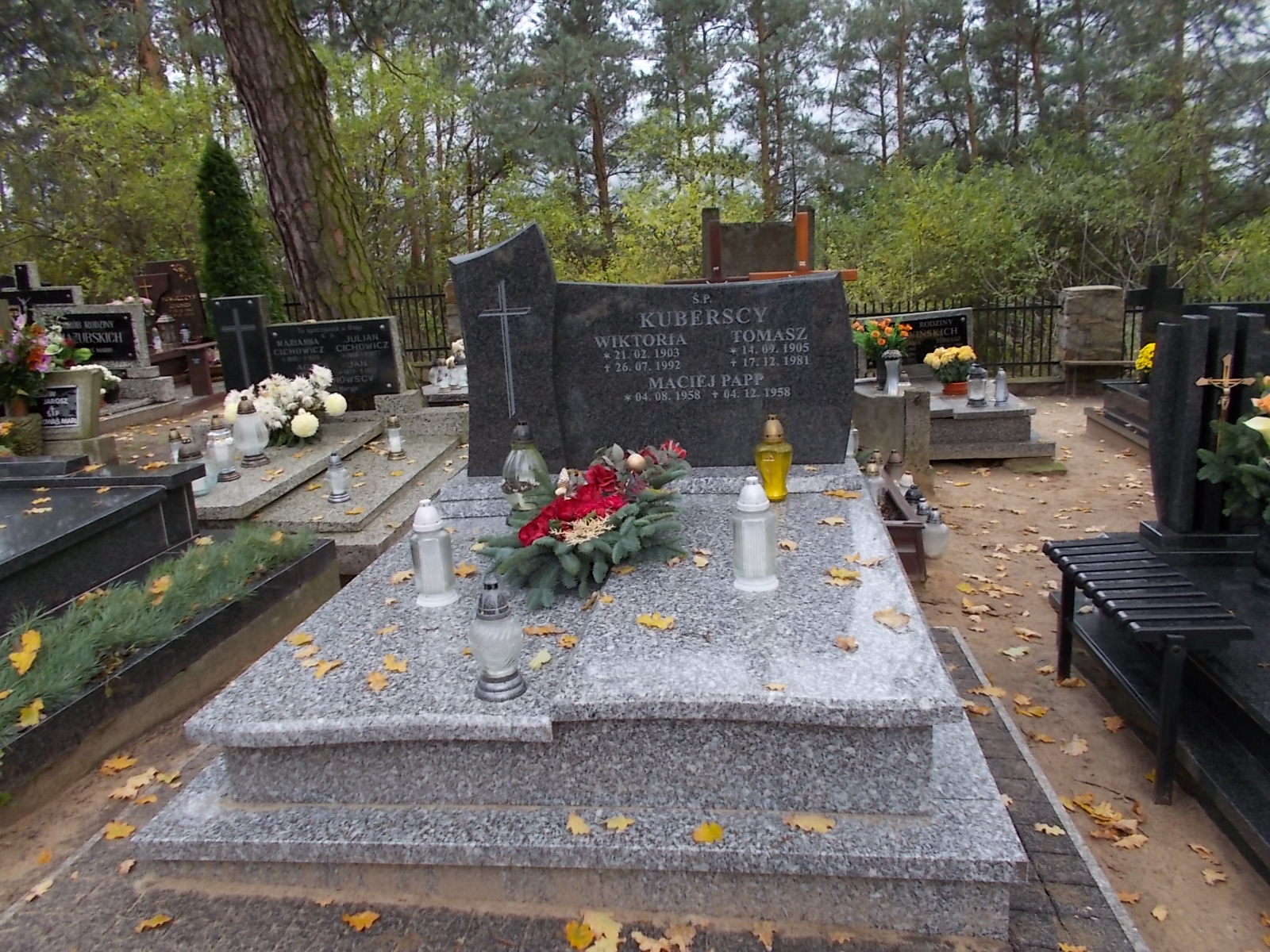 Grób Tomasz Kuberski