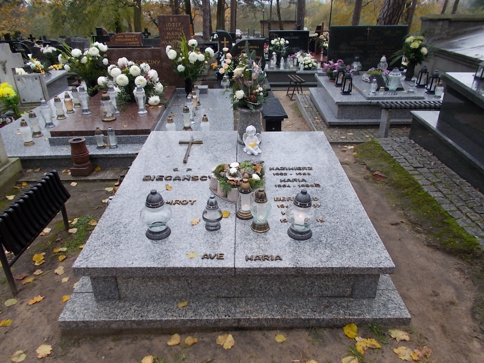 Grób Maria Biegańska