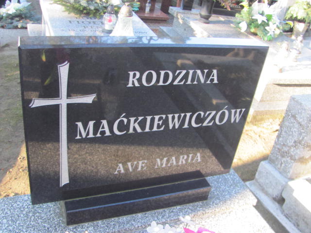 Melania Maćkiewicz 1916 Mikstat - Grobonet - Wyszukiwarka osób pochowanych